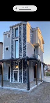 Kelepir Fiyata Altınova Da Trıblex Villa