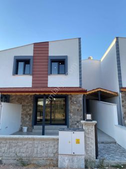 Ümmetoğlu'ndan 3+1 Son'bir Adet Müstakil Bahçeli Villa Konsepti 160 M2 Daire