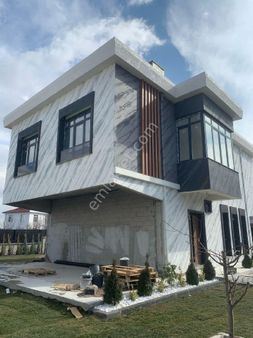 Becen Mh Ultra Lüks 5+1 Satılık Villa