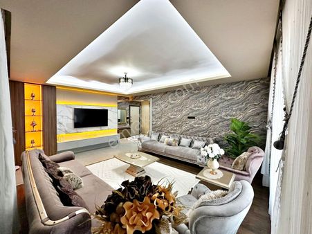 Alpaslan'da Geniş Balkonlu Full+full Masrafsız Süper Lüx 3.5+1 Daire