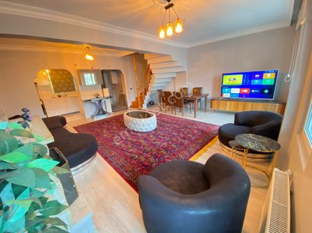 Beylikdüzü Gurpınar Eşyalı Kıralık Vılla