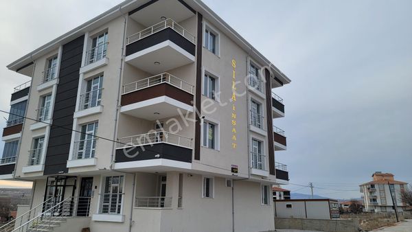 Yenice Mah.,sıfır,3+1 Doğu,güney,batı 3.kat Daire