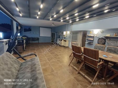 Didim De Merkezi Lokasyonda Özel Dizayn Eşyalı 250 M2 Dubleks