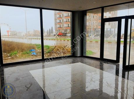 Kcr Den Çardak Merkezde Anayol Üstü Köşe 220 M2 Satılık İşyeri