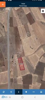 Burdur Yeşilova Derekoyde 3700m2 Asfalta Yakın Tam Yatırımlık