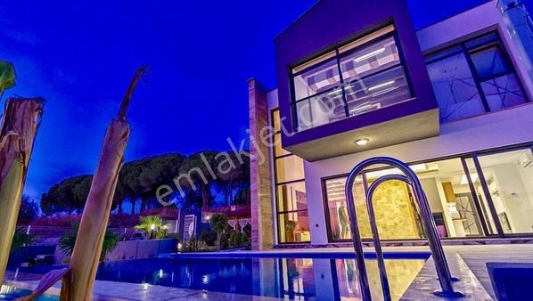 7/24 Güvenlık-manzara-özel Havuz/otopark-bahçe-merkezi Sıstem-ultra Lüx-tamamı Müstakil