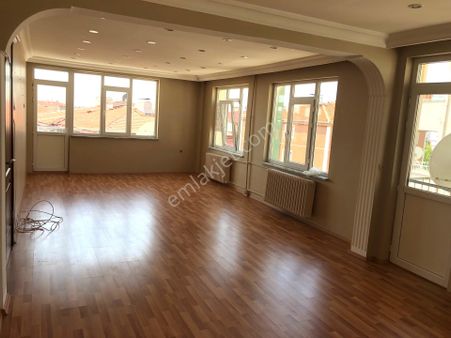 Marmarma'dan Gölet Mevki 3+1 Satılık Daire