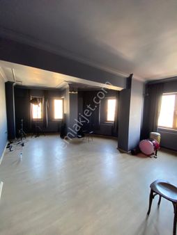 Çarşı Merkezde Satılık 2+1 Ofis!