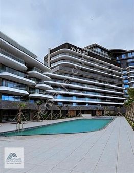 Alaçatı Gayrimenkulden Swiss 1+1 Kiralık