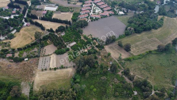 Vefa'dan Marmaris Çamli'da Satilik Tarla