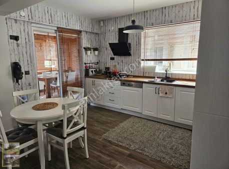 Aqua Bölgesinde Kusursuz Temizlikte Site İçinde Tripleks Villa