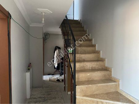 Çarşı Merkezinde Satılık Dubleks