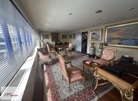 Cambridge Nişantaşı Mim Kemal Ökede 3+1 Kiralık Ofis