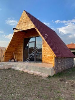 Toprak Emlaktan Ank Altındağ Peçenek Mahallesinde Satılık Bungolov Bahçe