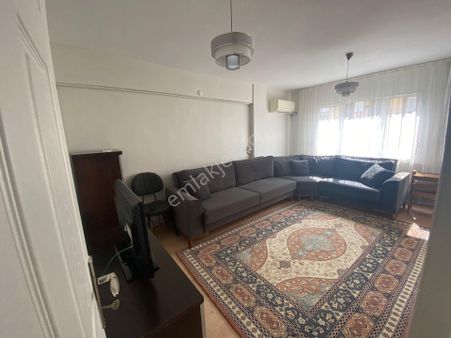 Acill Konak İzmirpark Avm Yakını 2+1 85m2 Dgazlı Arakat Bakımlı Fırsat Satılık Daire