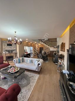 Trabzon Villa Sitesinde Satılık Fırsat Triplex