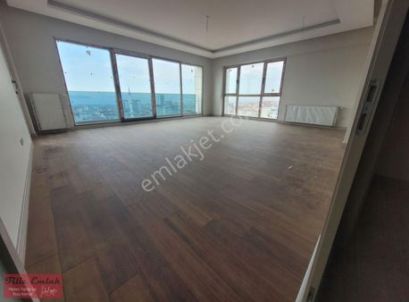 Her Odasından Deniz Manzaralı Enfes Daire