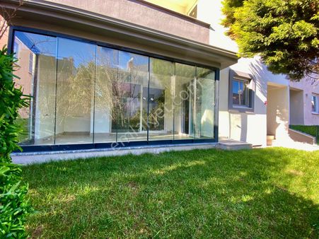 Yetkili 'si Pera Dan Akçay Güre Arasında 3+1 Masrafsız Kapalı Mutfak Tripleks