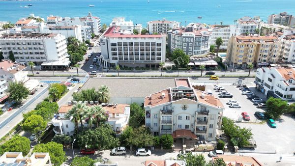 Marmaris Sitelerde Satılık Ana Cadde Üstünde Dükkan