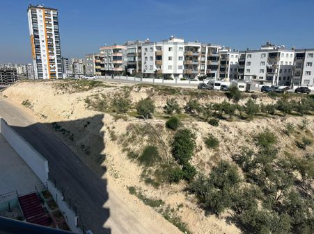 House Gayrimenkul'dan Ergenekon Mahallesinde Satılık Kupon Daire