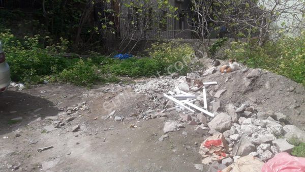 Selen Emlaktan Esentepe Mahallesinde Satılık Arsa