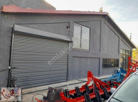 Küçük Sanayı Sitesinde Yan Yana 4 Dükkan 400m2 + Asma Katlar