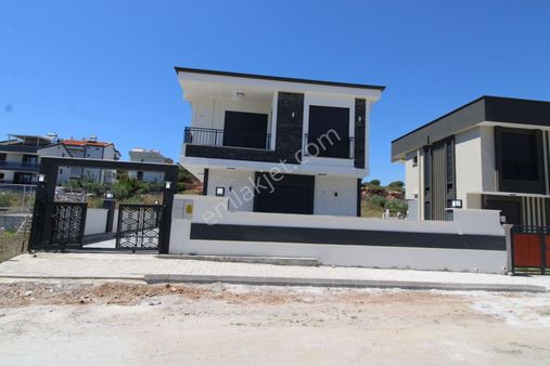 Didim Hisar Mah 4+1 Havuzlu Satılık Tam Mustakil Villa