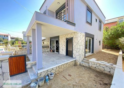 Seferihisar Doğanbeyde Satılık Sıfır Tek Müstakil 3+1 Lüks Villa