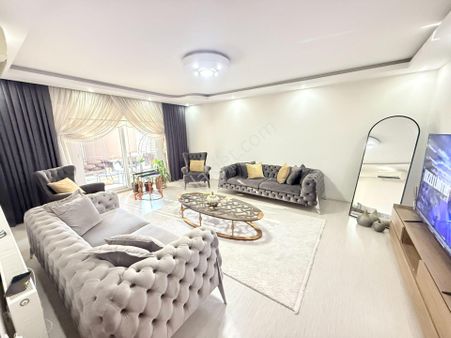 Lider'den Merkezde Satılık 3+1 Lüks İşcilikli Doğalgazlı Daire