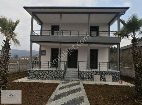 890 M2 Arsa İcinde Sıfır Satılık Dubleks Ev