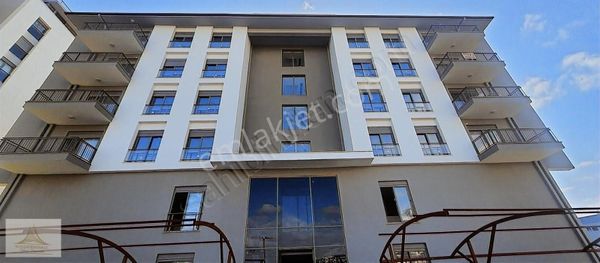 Aksu Altıntasta Anayola Yakın 2+1 90 M2 Recıdence Satılık Daıre