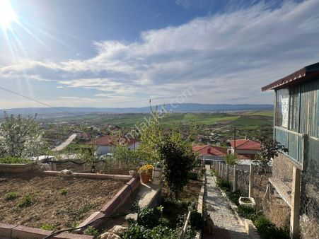 Eskiekinde İçerisinde Evi Olan Satılık Hobi Bahçesi