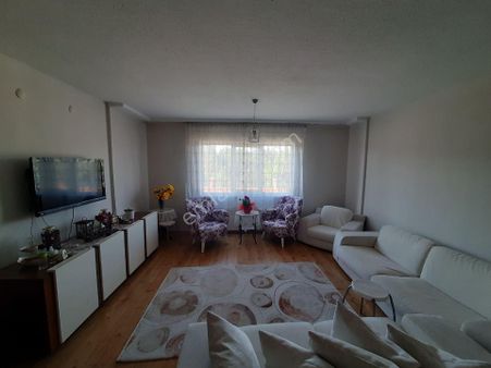 As Emlak'tan Site İçerisinde Kombili Balkonlu Kilerli Satılık 3+1 Daire