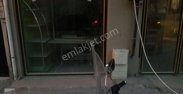 Balıkesir/edremit İnönü Cad.tugay Yolu İşyeri 70m2 Mutfak Wc Var Çift Cephe İmalat Market Olur