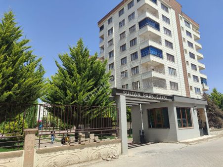 Haliliyede Site İçeridinde Satılık 4+1 Arakat Daire