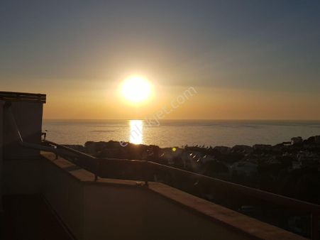 Panaromik Manzaralı 4+1 Full Bakımlı Asansör Ve D.gazlı Dublex