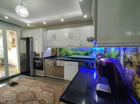 Manisa Salihli Yörük Mah Satılık 3+1 Doğalgaz Isıtmalı Lüks Daire