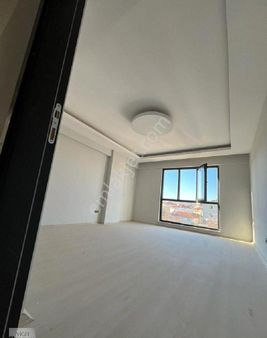 Acil Bizim Emlaktan Merkezde Satılık Sıfır 2+1 Asansörlü Daire