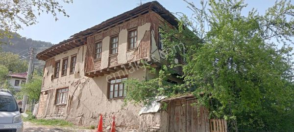 Mudurnu Musalla Mh.de Bahçeli Müstakil Ahşap Ev