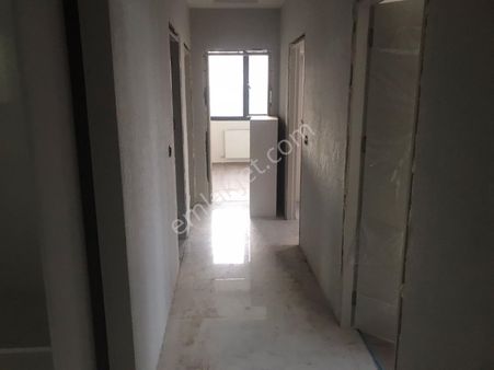 Demir Emlâk Ofisinden Lüks Satılık Daire