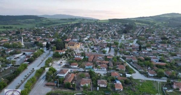 Balıkesir Manyas Salur Yola Cepheli 1060m2 Fırsat Fiyata Satışta