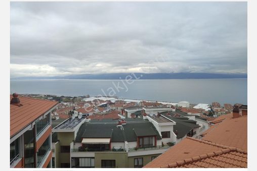 Deniz Manzaralı Havuzlu Daireler