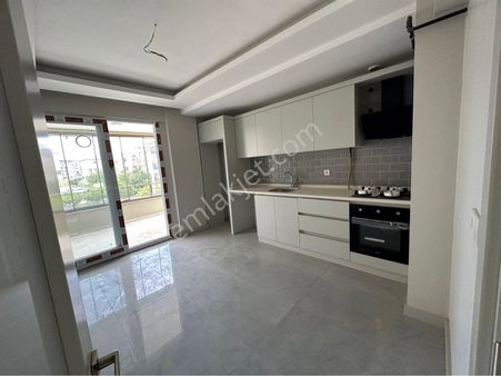 Tire Satılık Sıfır Daireler 3+1 Oturma Ruhsatı Alınmıs Sağlık Meslek Lisesi Üstü