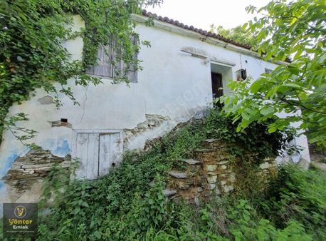 Yönter Emlaktan Değirmendere 800 M² Asfalt Yola Sıfır Kargır Ev