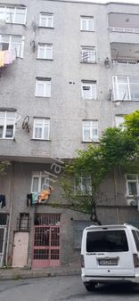 Bağcılar Yeni Gün Mahallesinde Ulaşıma Yakın 2+1 Ara Kat Satılık Daire