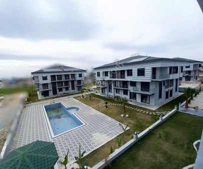 Didim'de Havuzlu Sitede Satılık 2+1 Ara Kat Daire