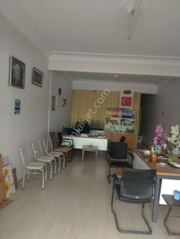 Menemen Esatpaşa Mah. Lise Yolunda Satılık 50 Metrekare Dükkan