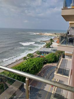 Mezitli Viranşehir Sahilinde 4+1 Denize Sıfır 250 Metrekare Lüks Daire