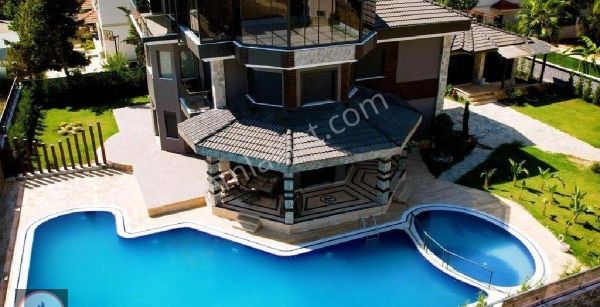 (((antalya Serik Belek Kadriye,de Doğanın İçinde Denize Yakın Lüx 7+1 Satılık Villa)))