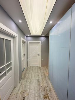 Selimbey Mahallesinde Site İçi Satılık Sıfır 3+1 Daire